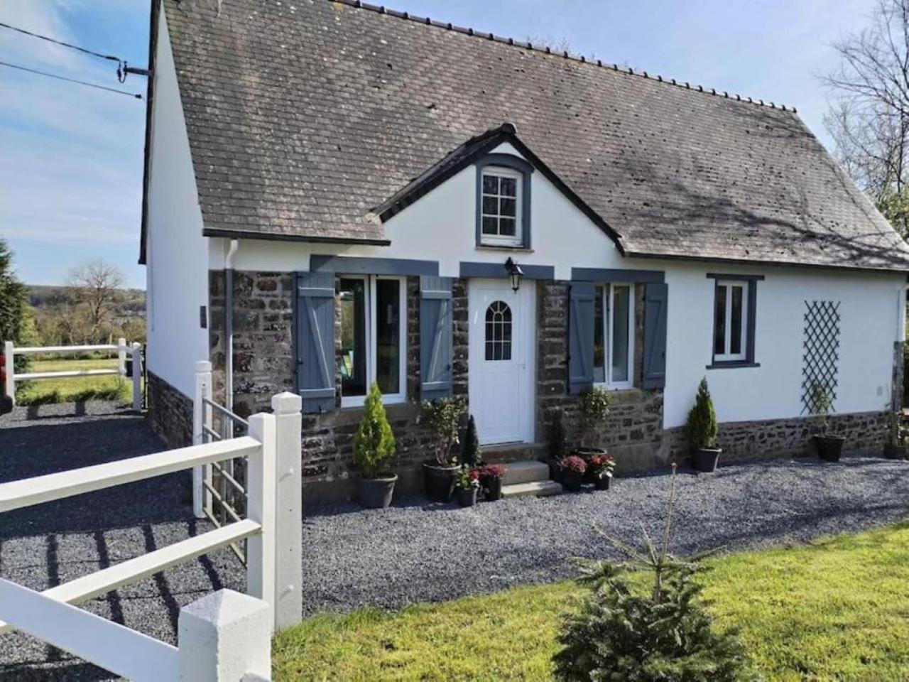Villa La Croix Douillet Gavray-sur-Sienne Exterior foto